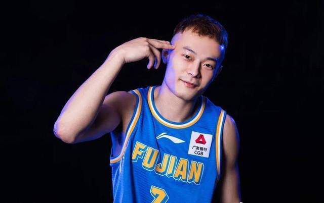 口述三个男人躁我一个爽