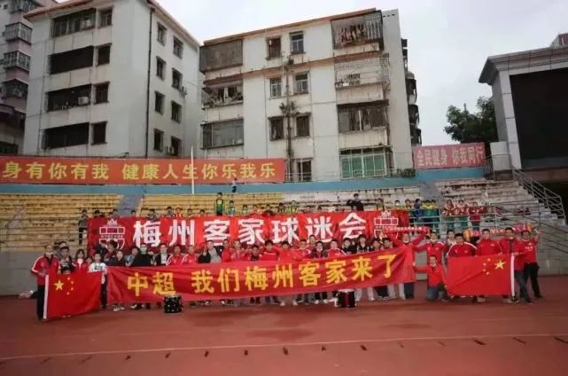 日本乱人伦片中文三区